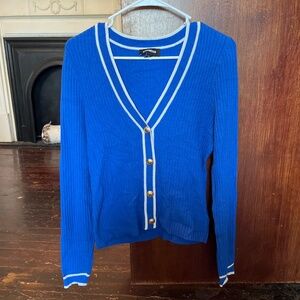 Women’s Express top